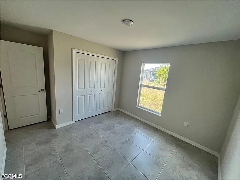 2538 NW 24th Pl — Photo 8