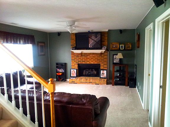 Down Stairs Family Room