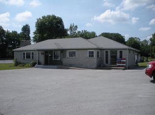 87 Main St, Cassville, MO 65625