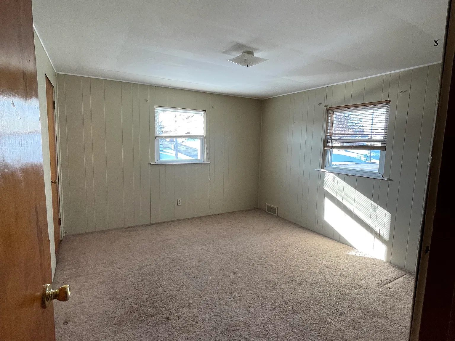 2 bed, 1200 sqft, $1,200 — Photo 4