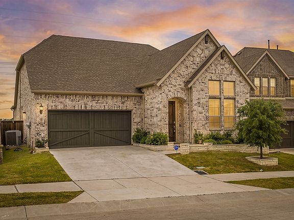 2nd image of 3404 Begonia Ln