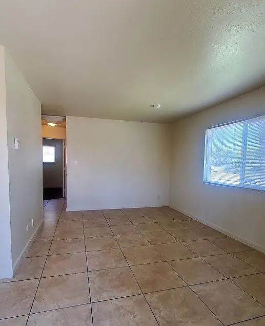 2 bed, 647 sqft, $1,195 — Photo 2