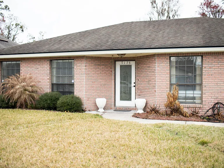 7175 Glendyne Dr N — Photo 1