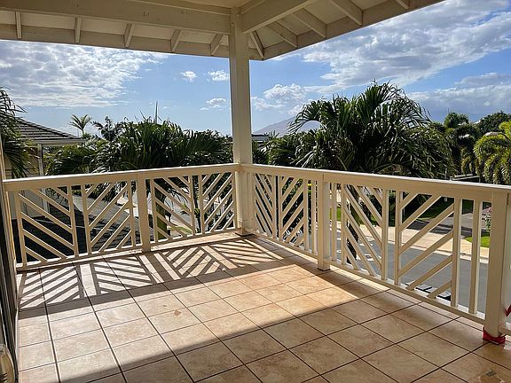 4th image of 126 Laukahi St