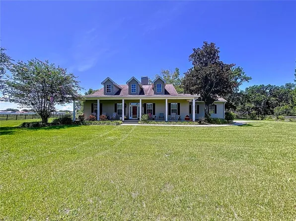 4611 Executive Meadows Dr, Plant City, FL 33567