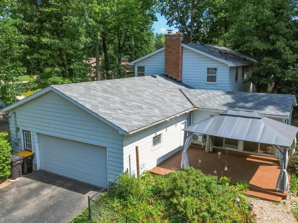 4752 Bonnie Ave SE, Kentwood, MI 49508