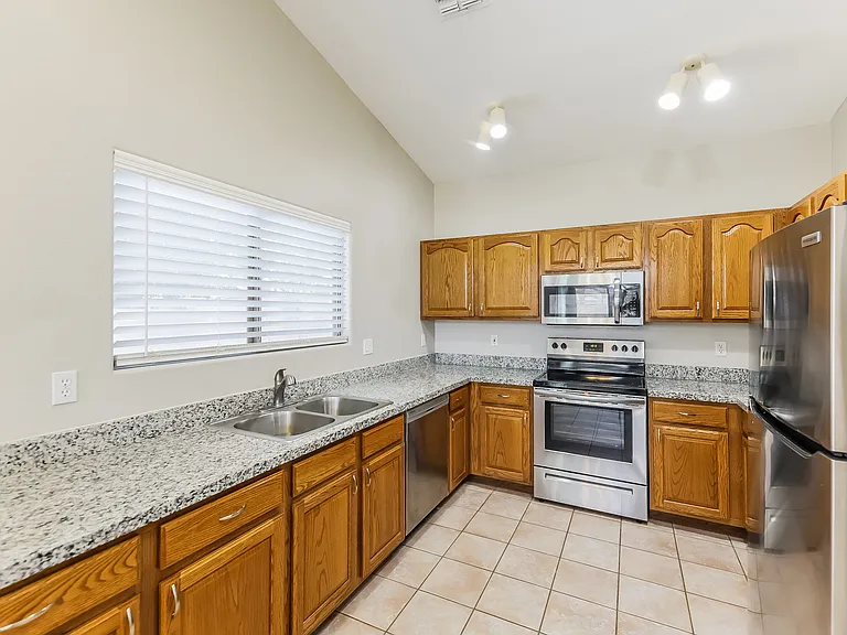 14535 N 87th Dr — Photo 4