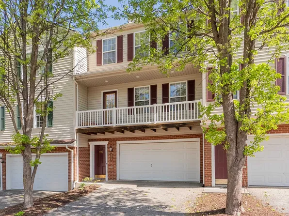 405 Silver Leaf Dr, Christiansburg, VA 24073