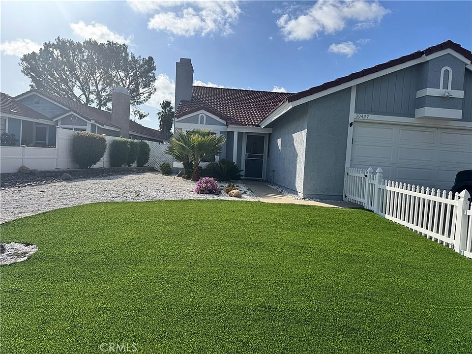 1st image of 39427 Canyon Rim Cir