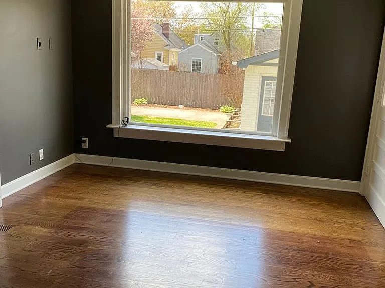 2534 Tennyson Ave — Photo 27