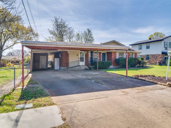 922 Royal St, Forney, TX 75126