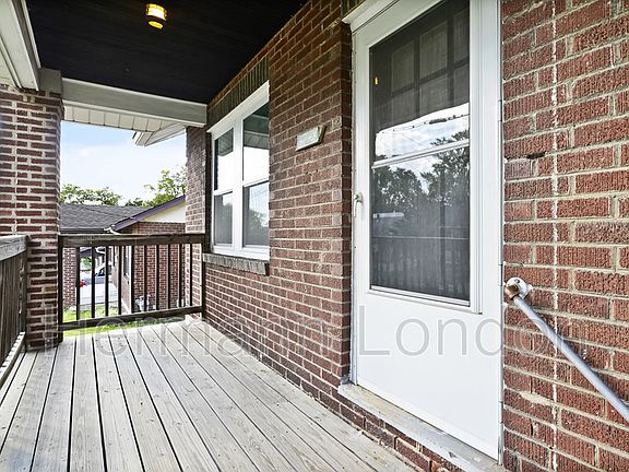 3rd image of 9423 Burdella Ave