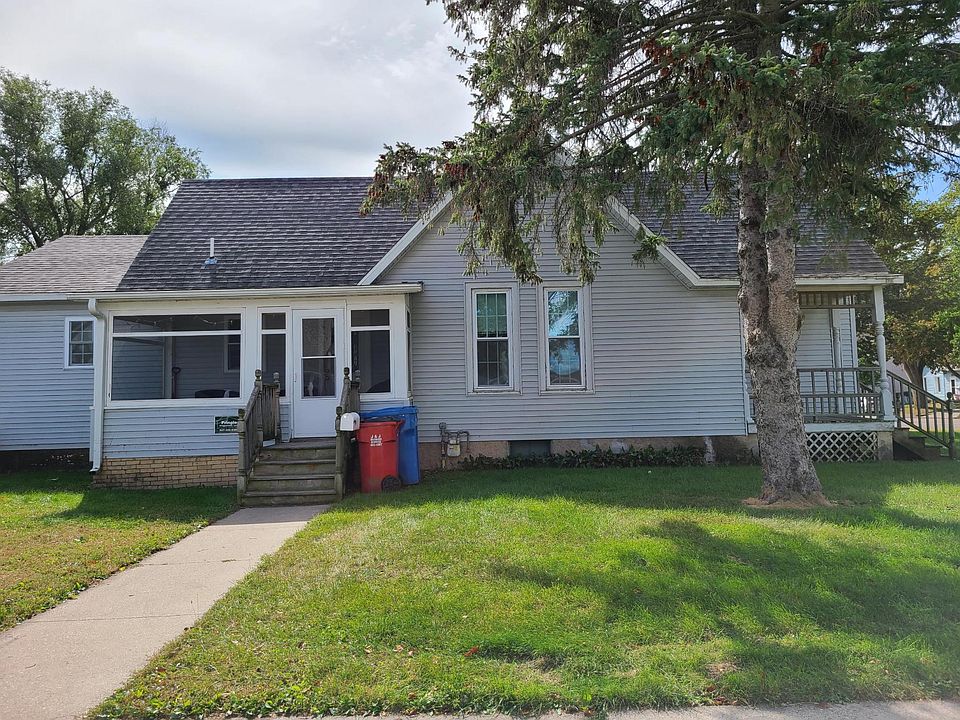 1st image of 502 Harriet St