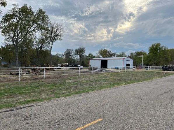 9992 Fm 895, Lake Creek, TX 75450