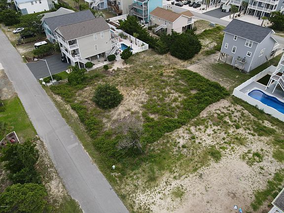 5th image of 223 Gerda Ave