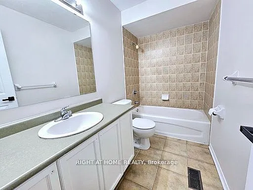 3150 Erin Centre Blvd #108 — Photo 18