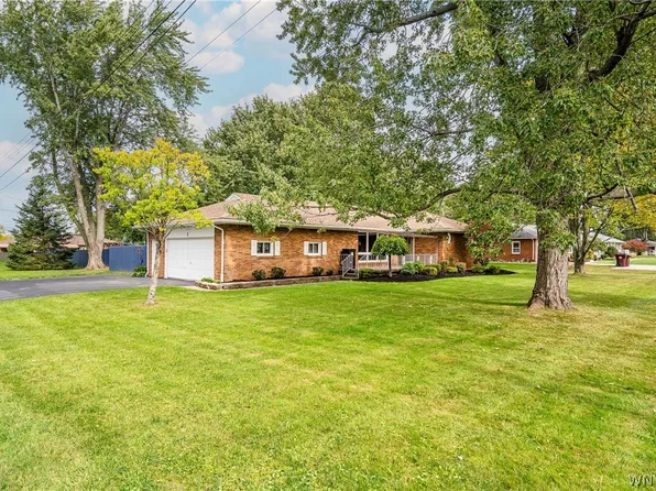 3 Hazel Ct, Buffalo, NY 14224