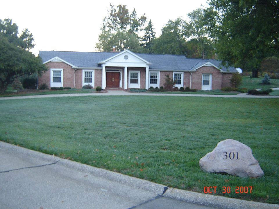 1st image of 301 Cherrywood Dr
