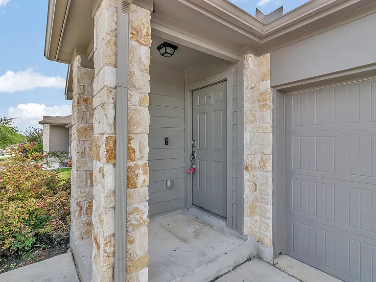 21316 Quick Fox Dr — Photo 28