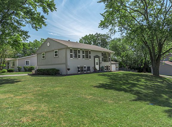 2nd image of 1 Willow Ct