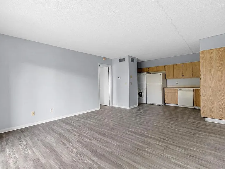 8203 Sun Spring Cir #62 — Photo 5