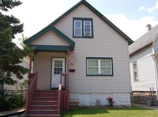1569 S 35th St, Milwaukee, WI 53215