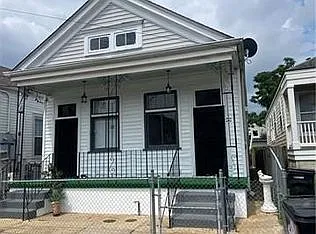 4 bed, 2.0 bath, 747 sqft, $1,375 — Photo 1