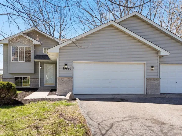 29640 Broadway St, Lindstrom, MN 55045