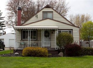 83 Covington Dr, Buffalo, NY 14220