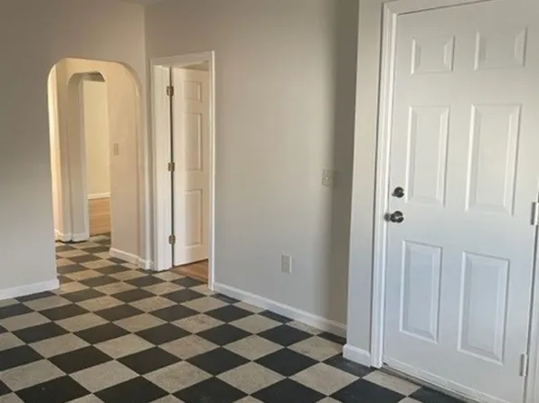 86 Sutton Street, 86 Sutton St #2, Providence, RI 02903