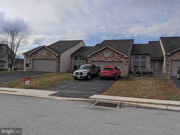 5th image of 439 Alexandria Ct