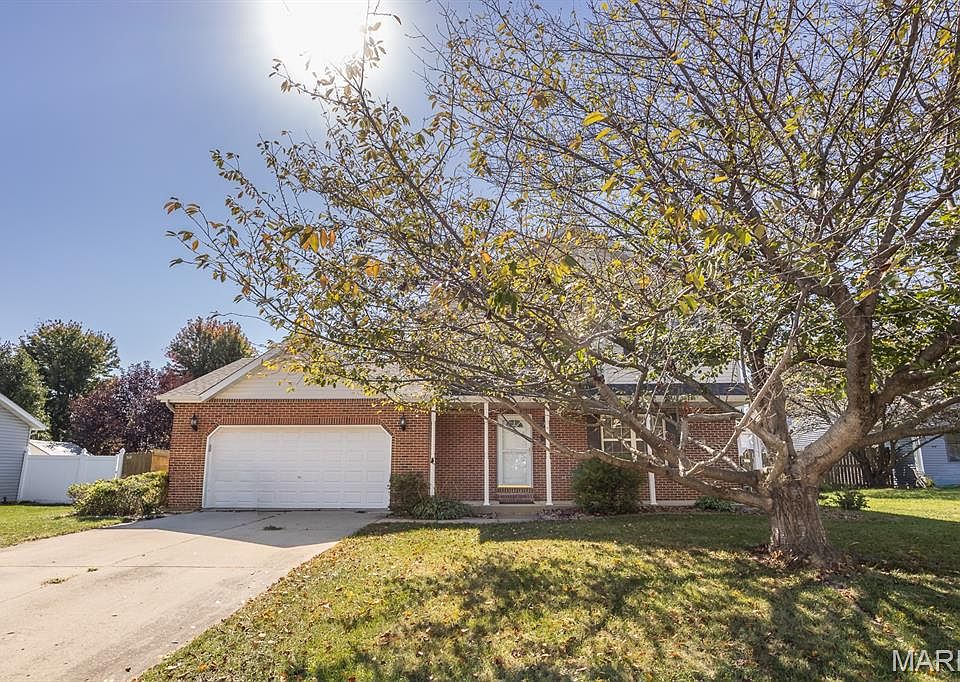 1st image of 347 Logan Dr