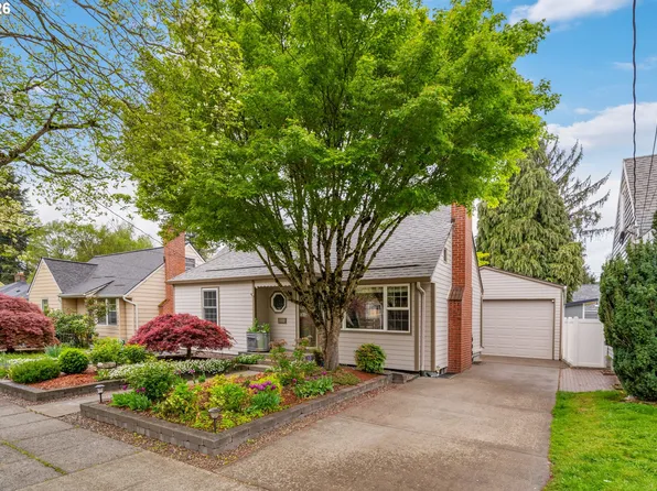 3725 SE Tibbetts St, Portland, OR 97202