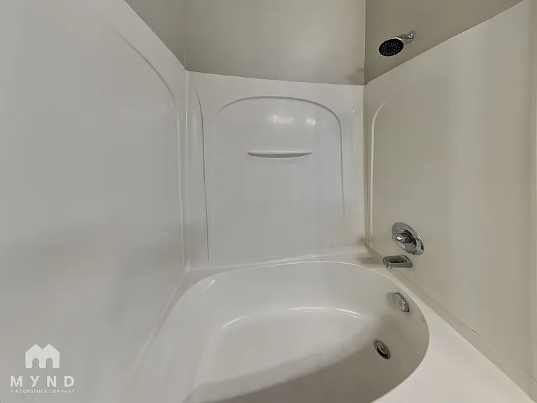 18218 Manera Way — Photo 11