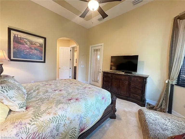 7302 Acorn Way — Photo 18