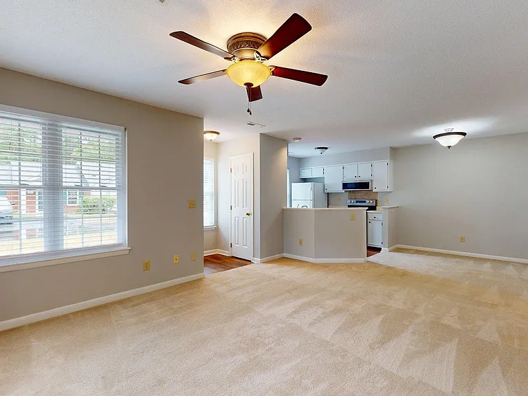 1203 Wilshire Cir — Photo 7