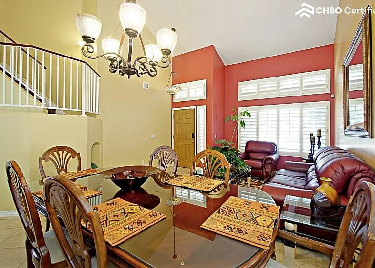 Light filled space to set a sophisticated pre