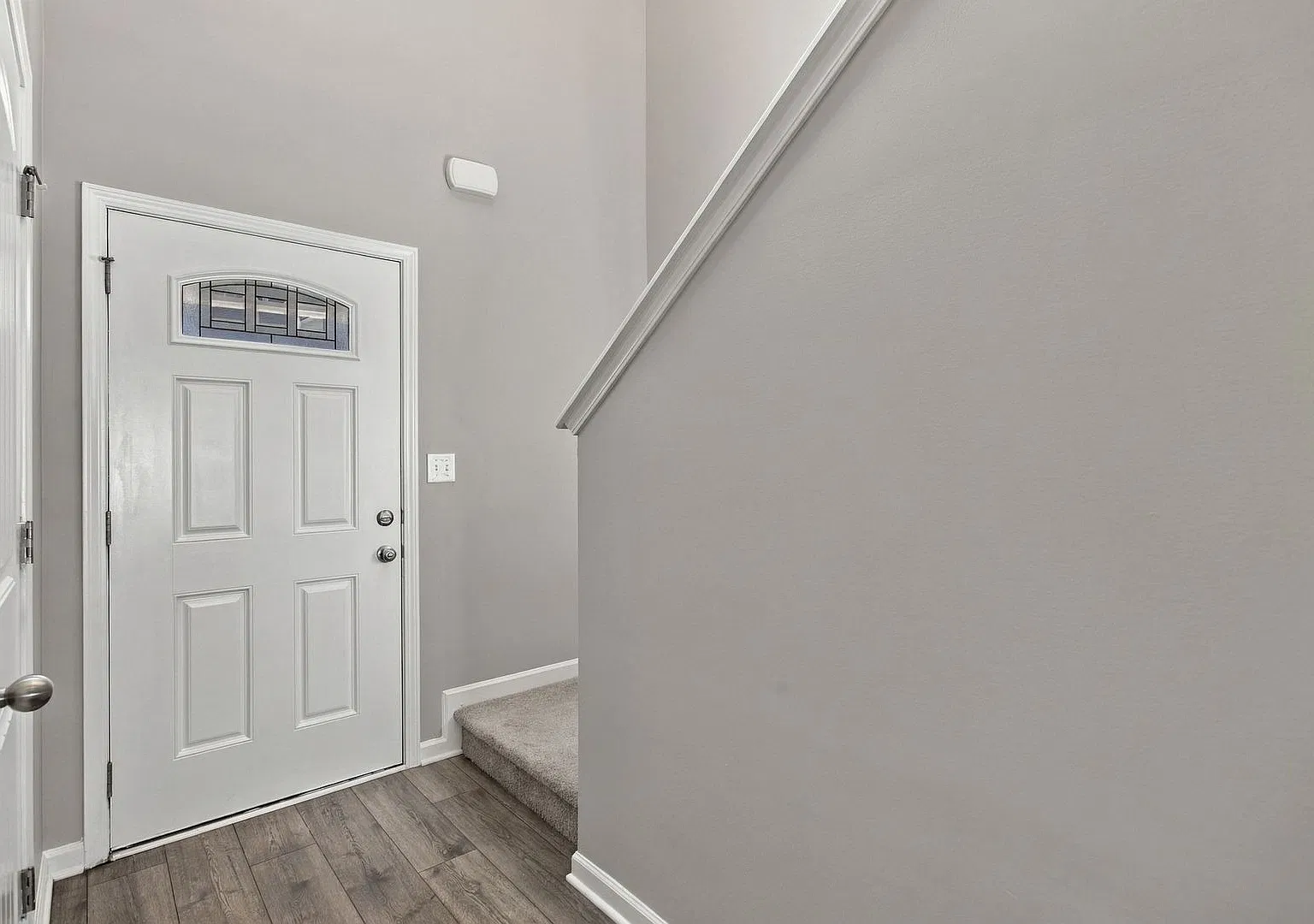 Three Bedroom Townhouse in Spring Hill! — Photo 4
