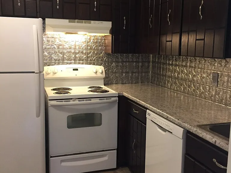 199 South Allen Apartments — Photo 1