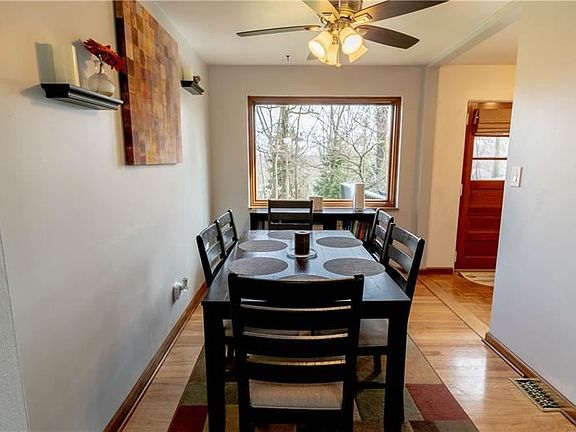 5th image of 312 Forestwood Dr