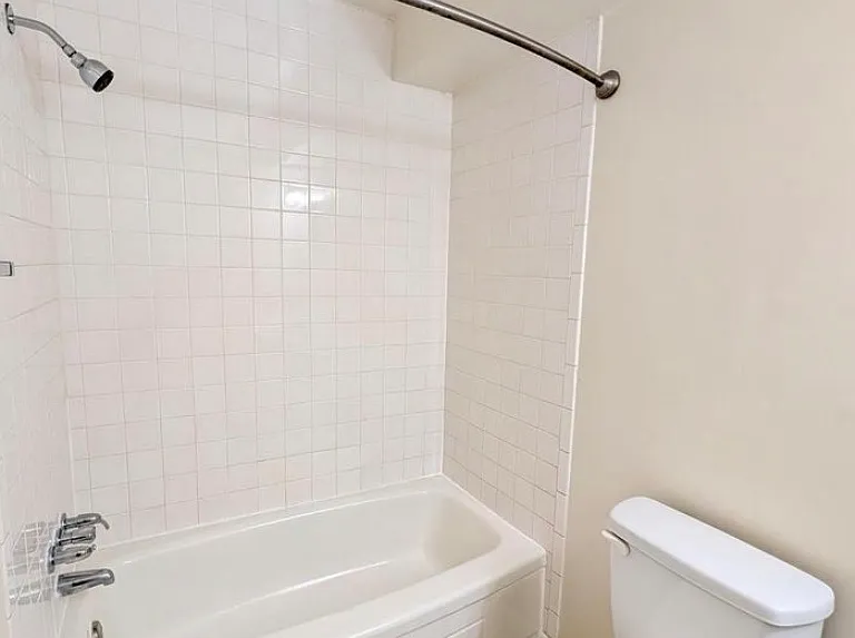 513 Carrollton Dr #A — Photo 9