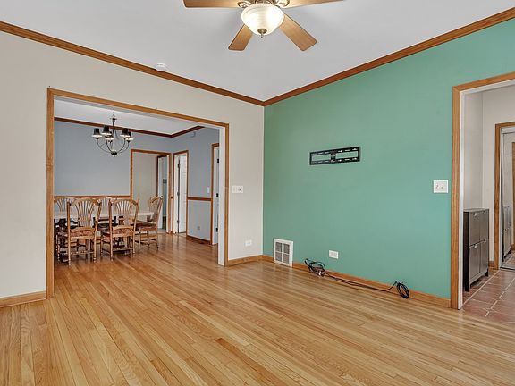 4th image of 2314 N 73rd Ct