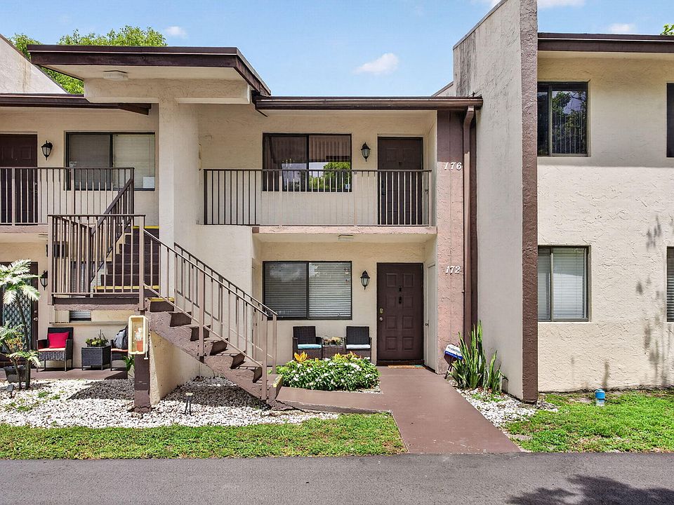 1st image of 172 W Laurel Drive #1102