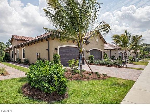 2nd image of 9447 Isla Bella Cir