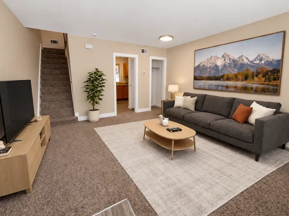 216 W 7th St, Casper, WY 82601