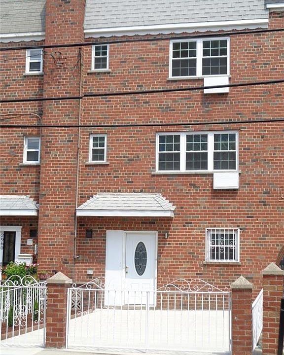 1st image of 2958 Radcliff Ave #1