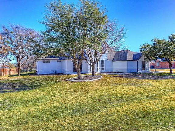 2nd image of 127 Oakview Dr