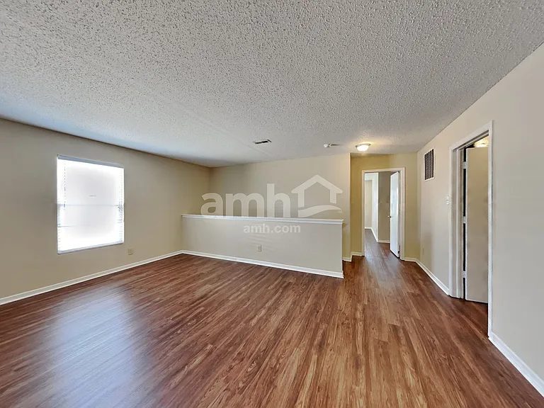 2317 Bridlewood Dr — Photo 9