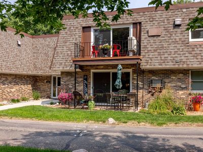520 6th Ave W APT 7, West Fargo, ND, 58078
