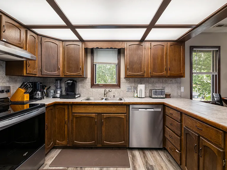 5008 NW Radial Hwy #2 — Photo 17